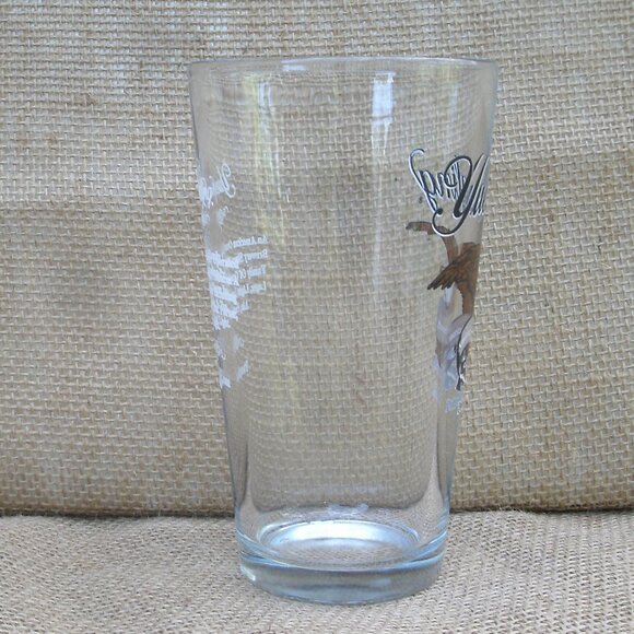 Yuengling Eagle Logo 16 oz Beer Glass - Picture 7 of 14